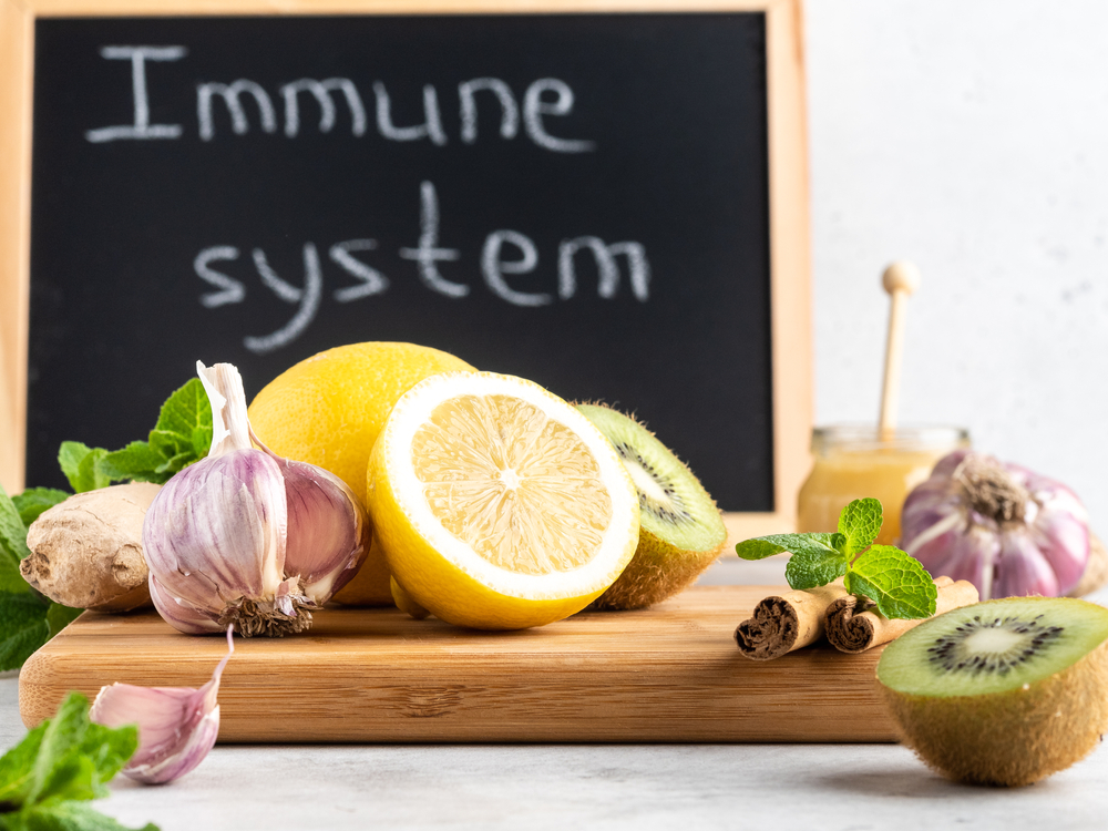 agrumi e aglio sostengono sistema immunitarie