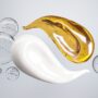 Cream,And,Essence,Oil,Mixed,Surrounded,By,Water,Bubbles,On forme cosmetiche
